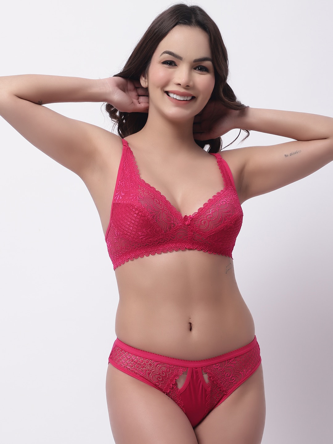 

GRACIT Self-Design Non Padded Mid-Rise Laced Lingerie Set, Pink