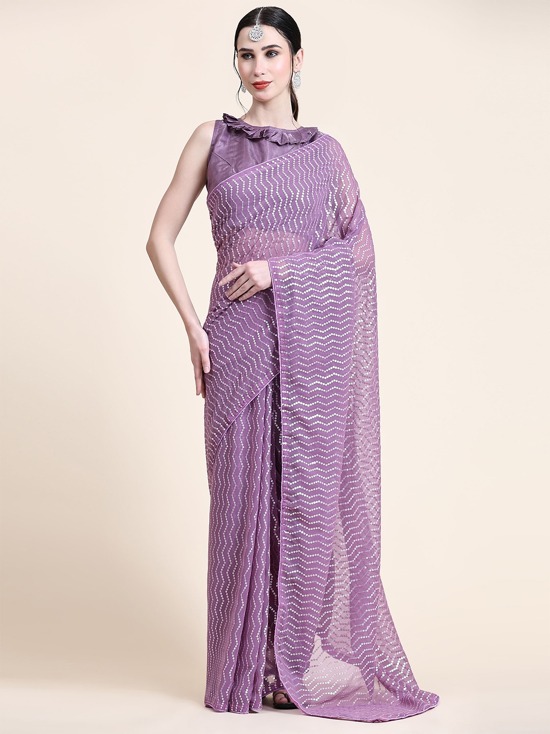 

Nimidiya Embellished Pure Georgette Saree, Pink