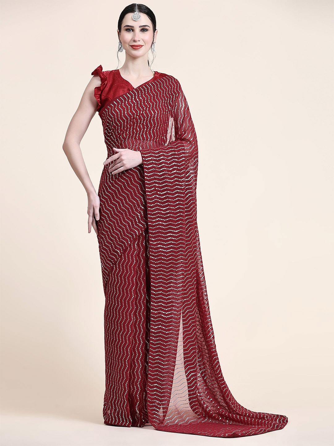 

Nimidiya Embellished Sequinned Pure Georgette Saree, Maroon