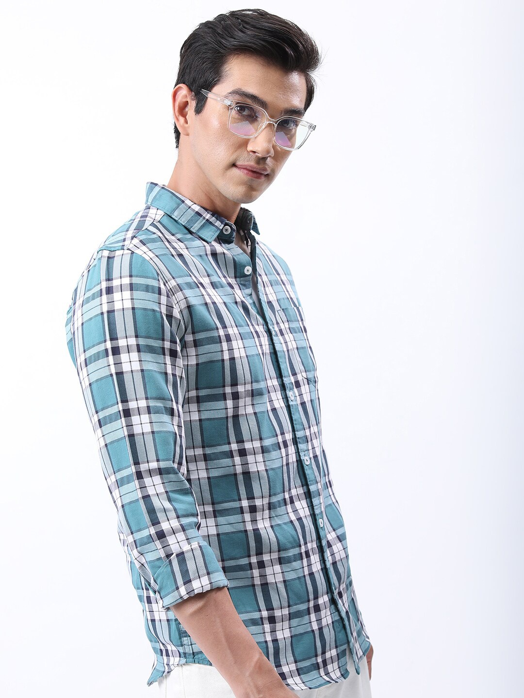 

HIGHLANDER Blue And White Slim Fit Tartan Checked Casual Shirt