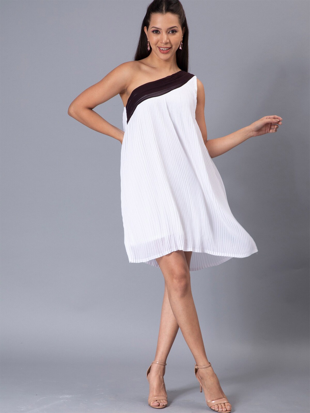 

Svelte Couture One Shoulder Monochrome A-Line Midi Dress, White