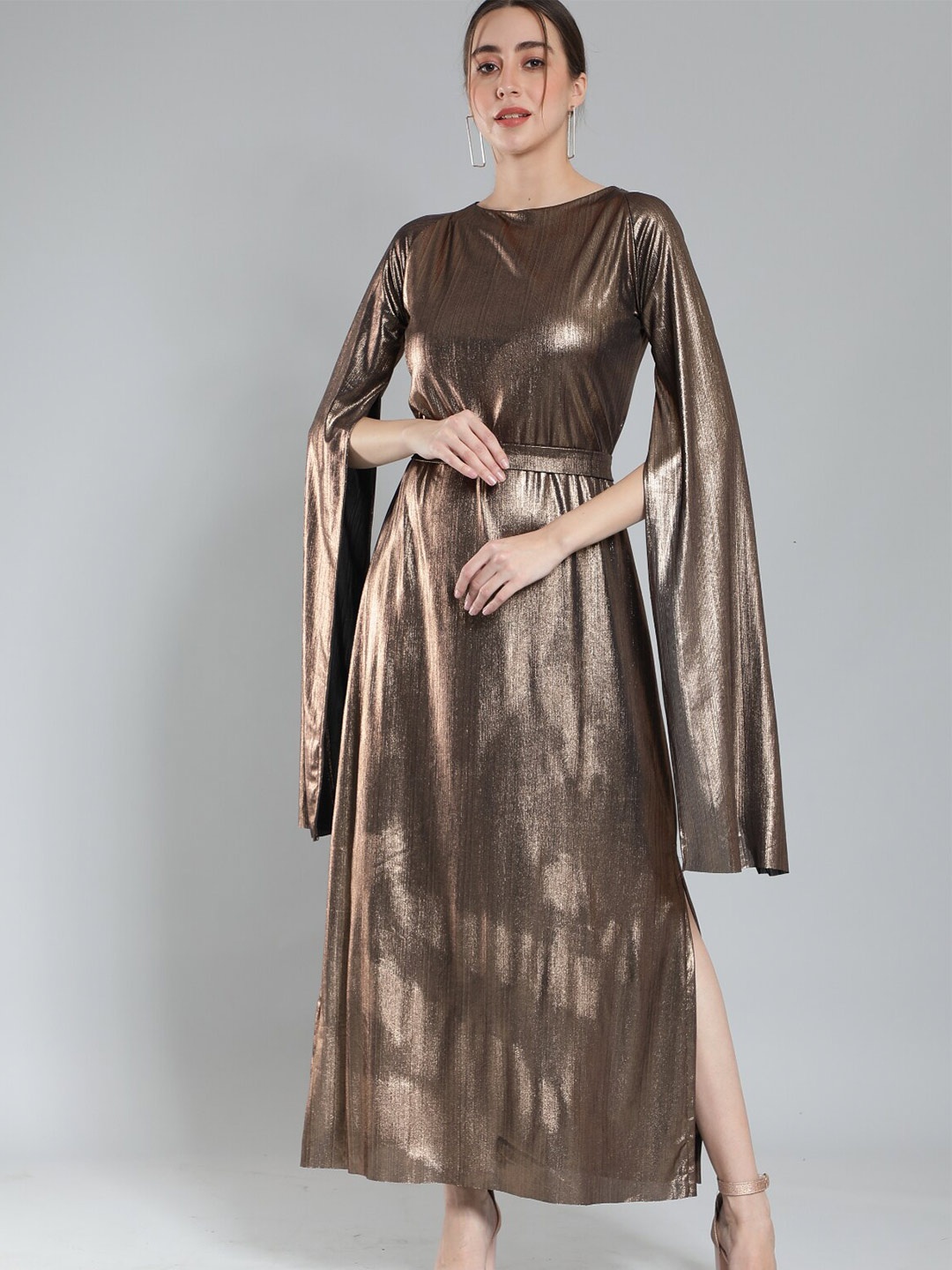 

Svelte Couture Boat Neck Slit Sleeve Maxi Dress With Belt, Gold