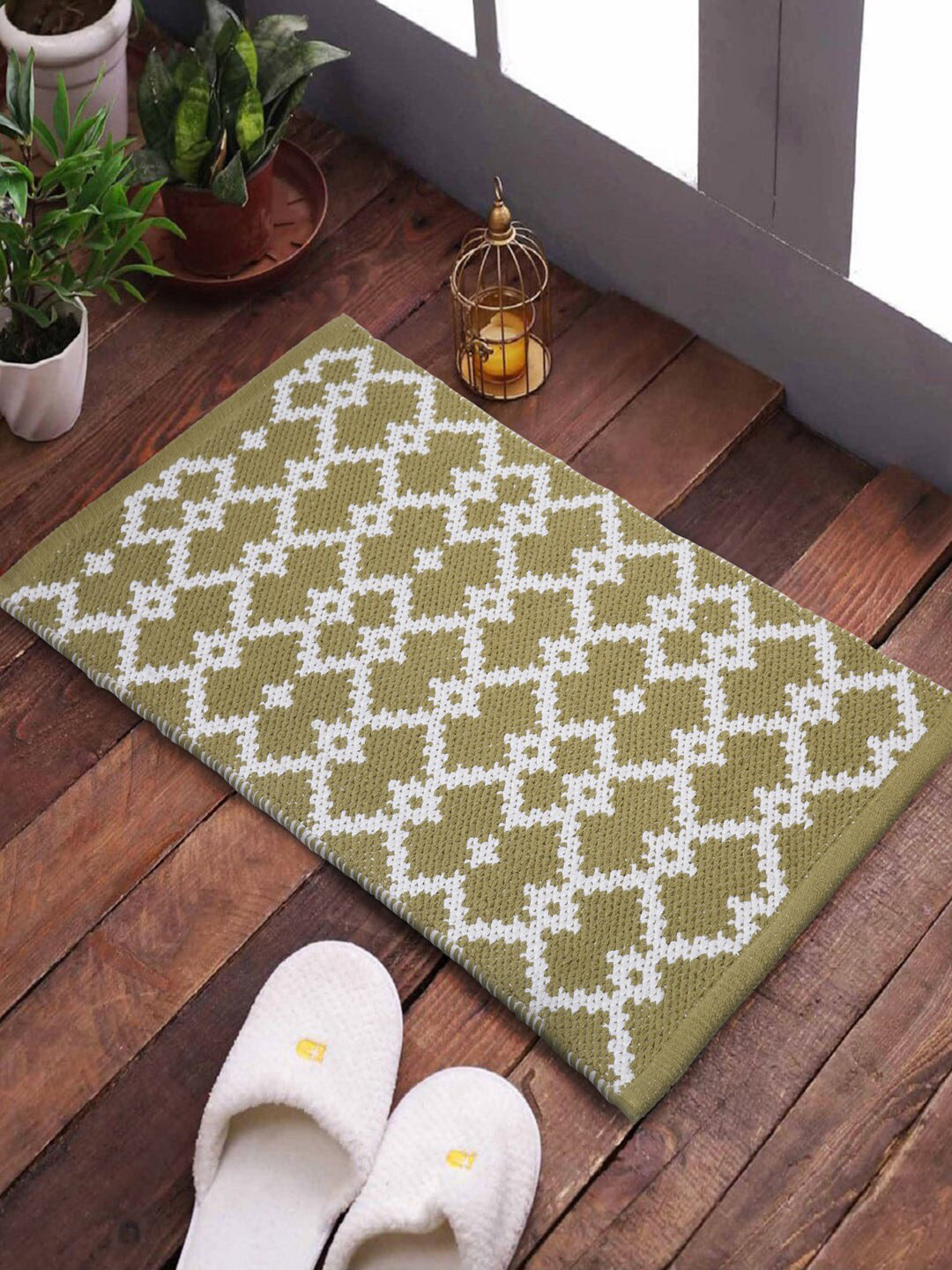 

eyda Green & White Self-Design Pure Cotton Anti-Skid Doormat