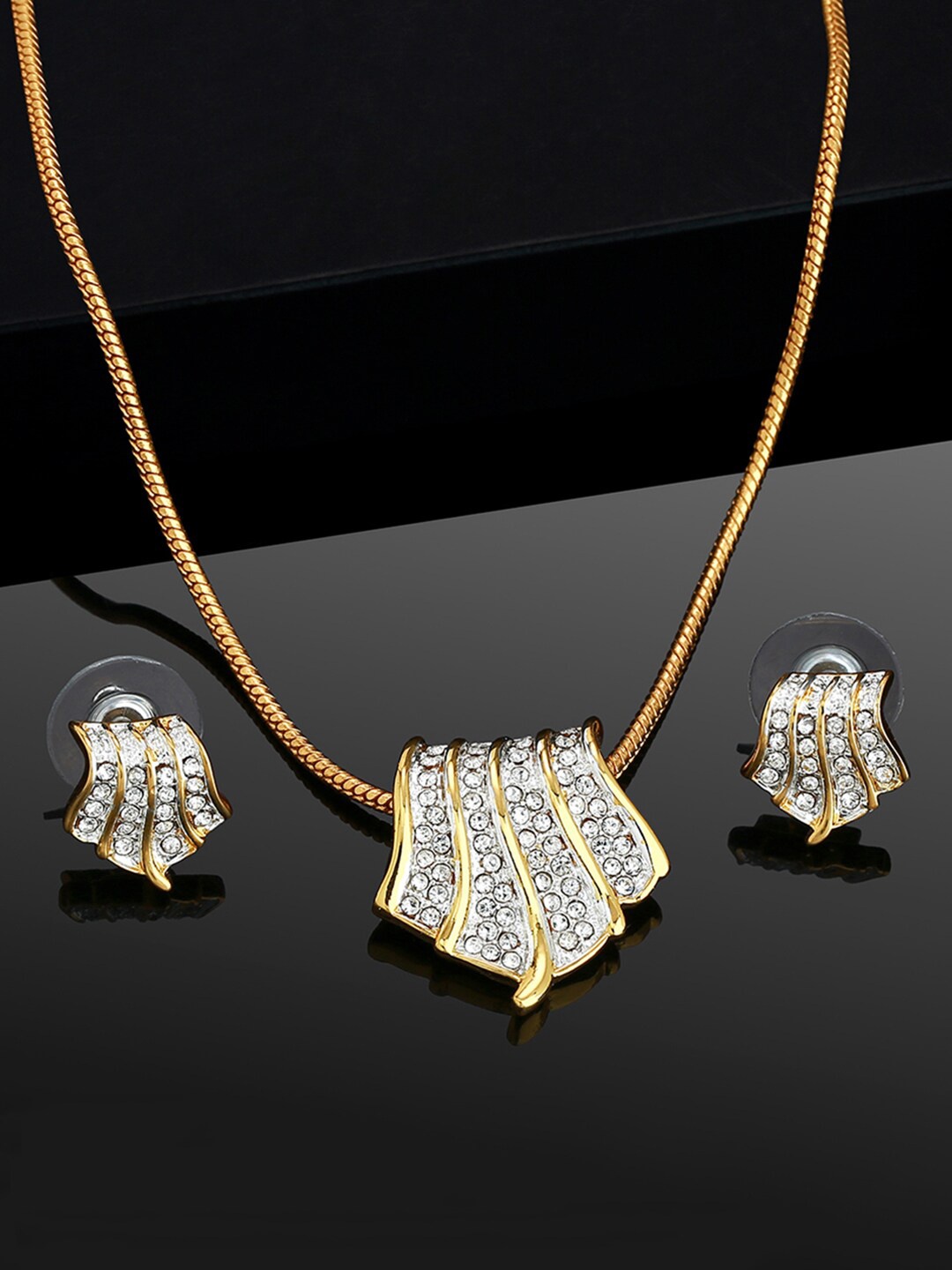 

Estele Gold Plated Sparkling Necklace Set with Crystals