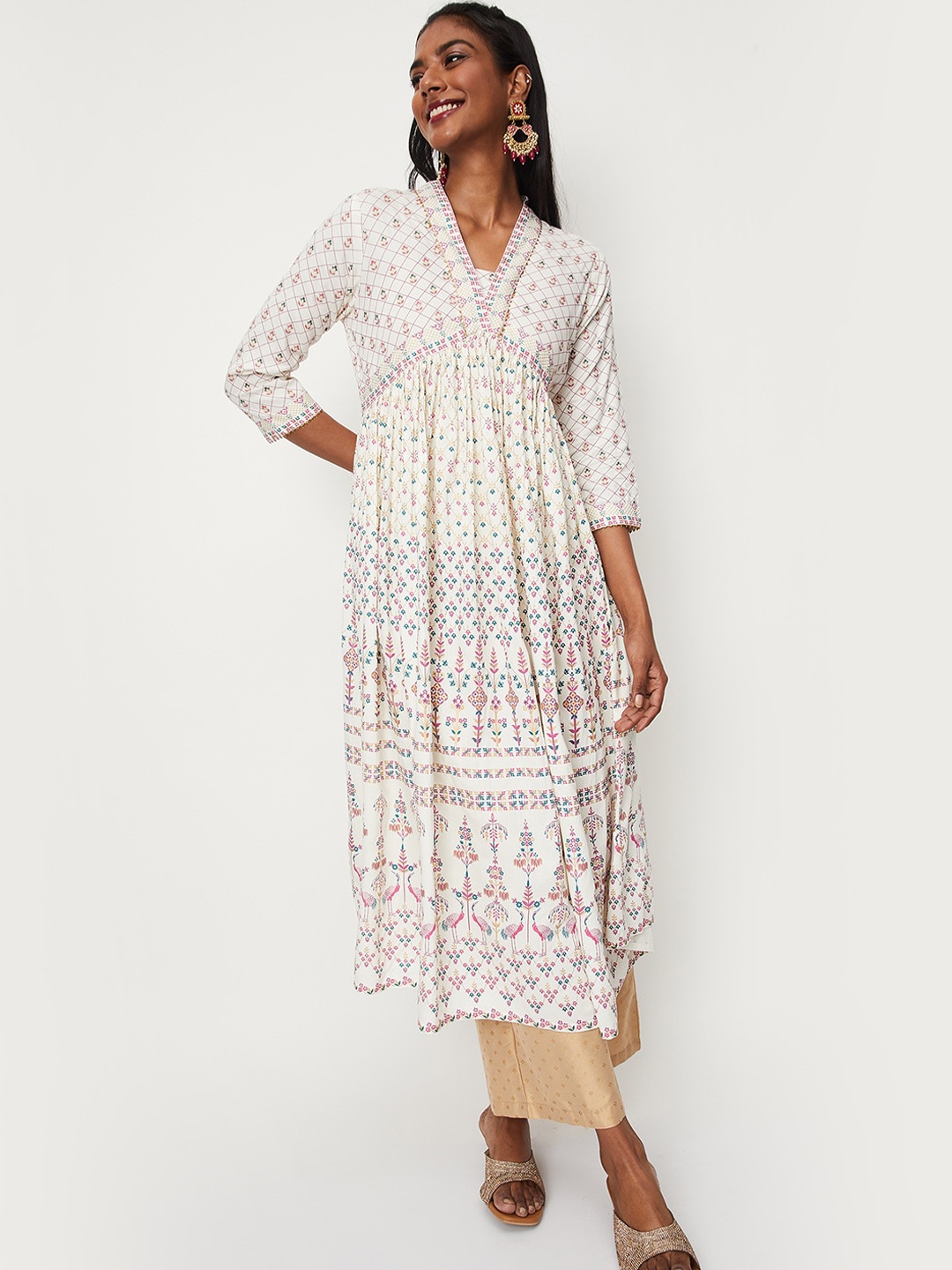 

max Floral Printed V Neck Empire Kurta, Off white
