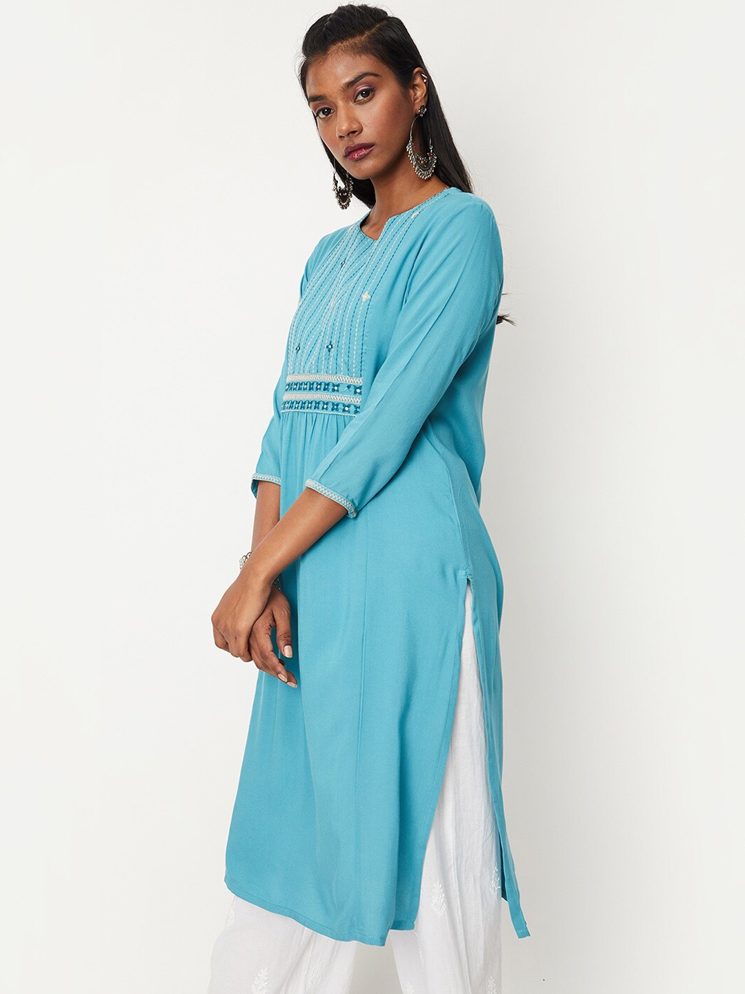

max Ethnic Motifs Yoke Design Thread Work Kurta, Blue