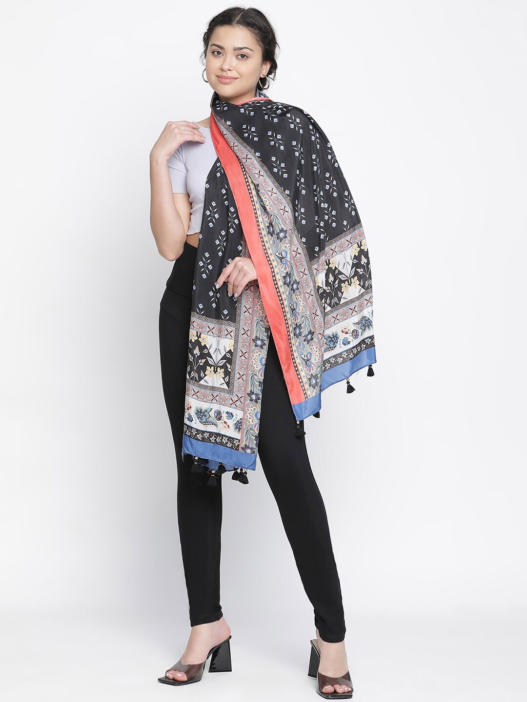 

SHINGORA Women Printed Stole With Tasselled Border, Black