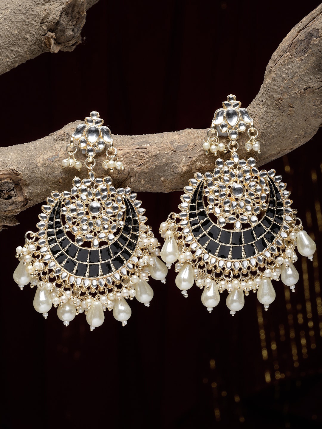 

ZENEME Gold-Plated Kundan Studded Crescent Shaped Chandbalis