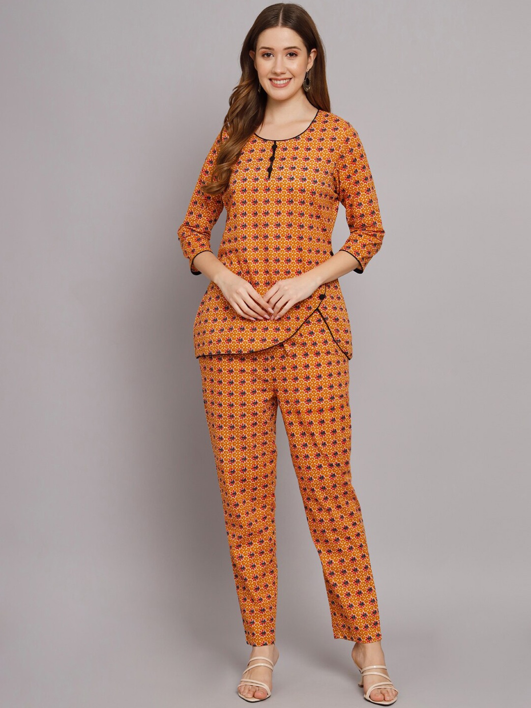 

Vastralay Women Printed Cotton Top with Trousers, Orange