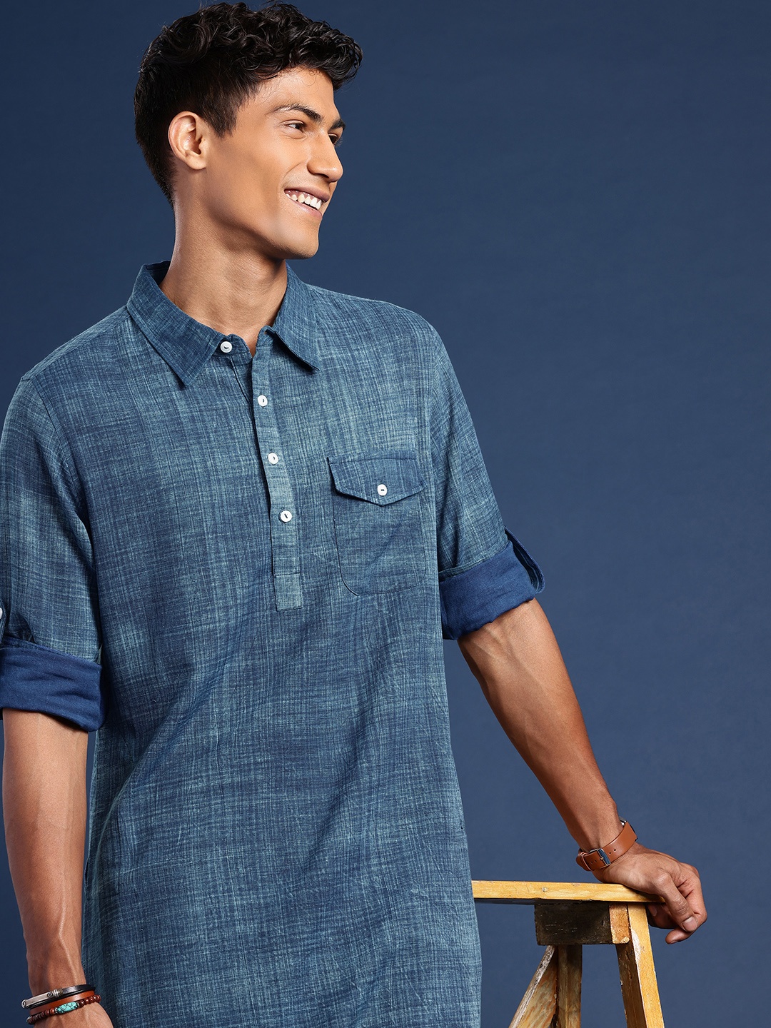 

Taavi Shirt Collar Pure Cotton Checked Indigo Kurta, Blue