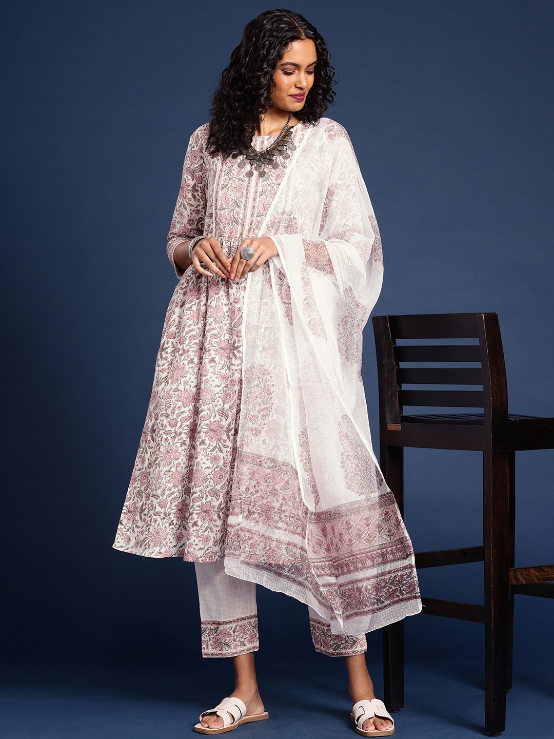 

Taavi Sanganeri Block Printed Regular Pure Cotton Kurta with Trousers & Dupatta, White