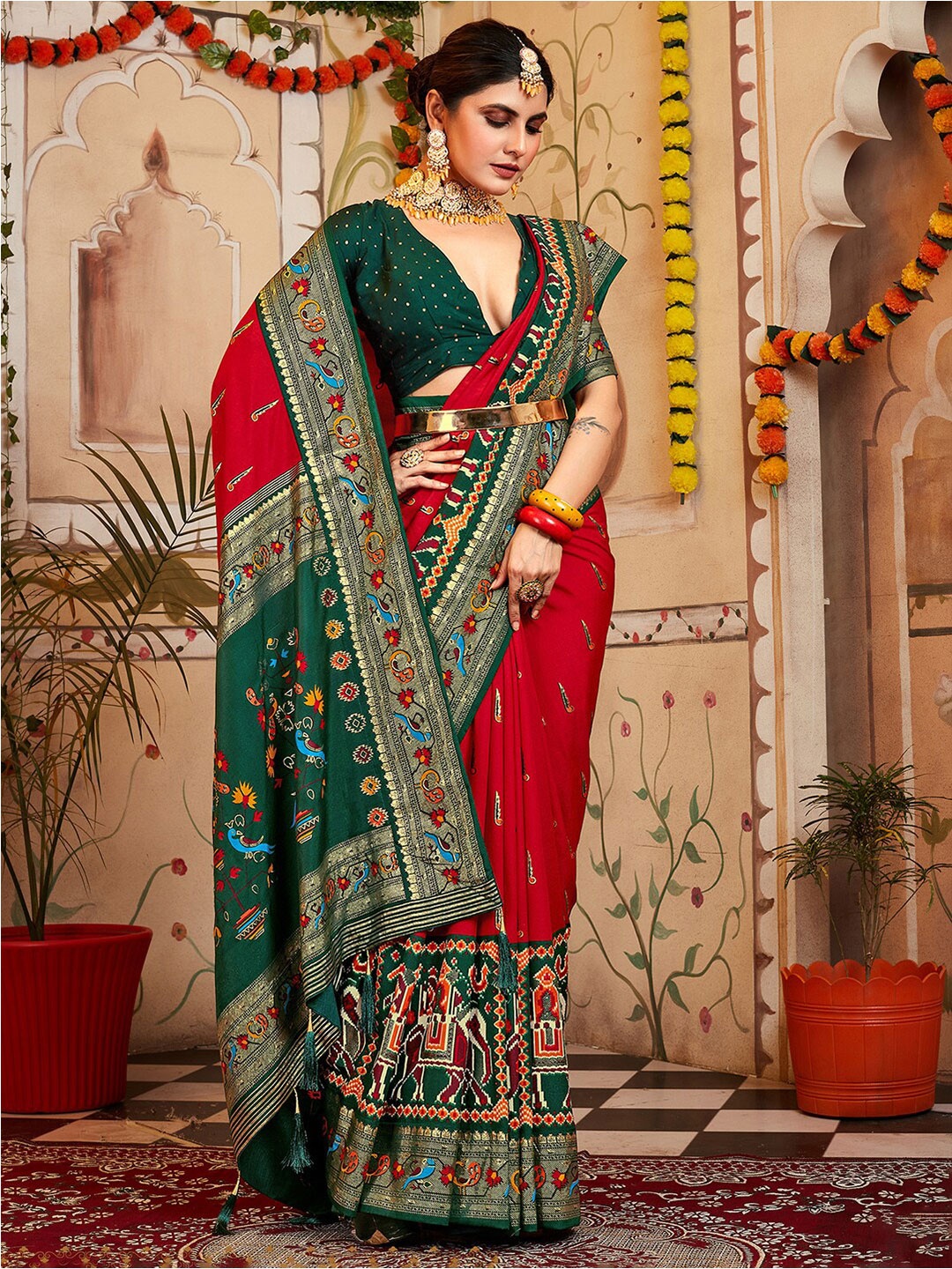 

Anouk Ethnic Motifs Printed Zari Patola Saree, Red