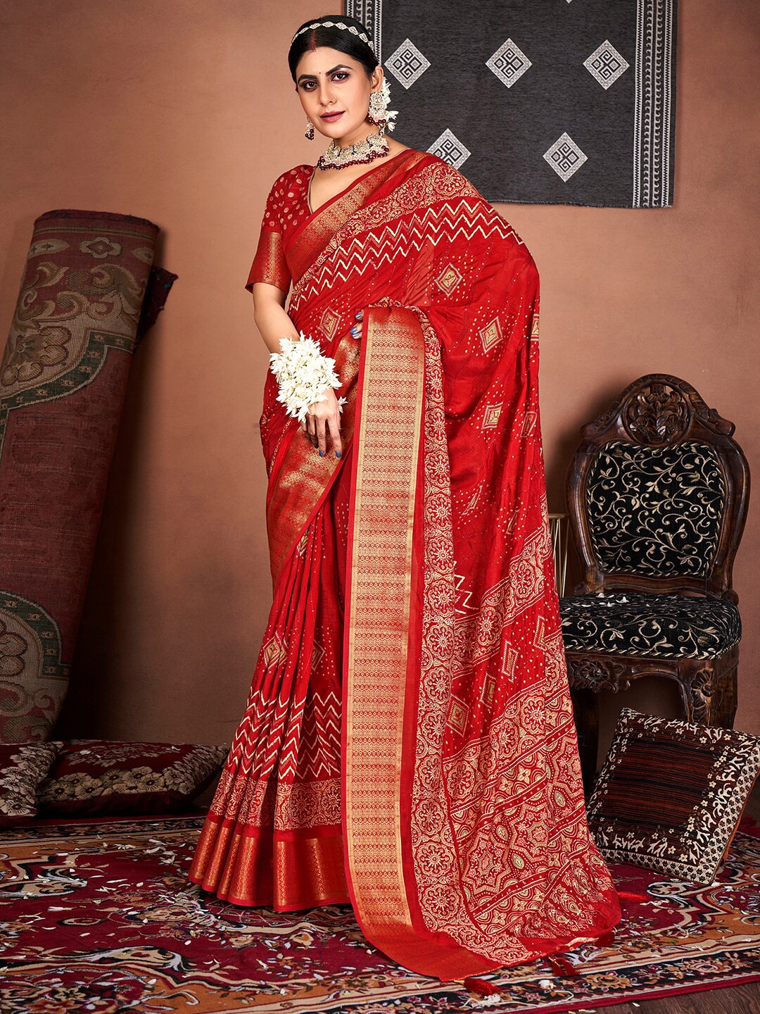 

Anouk Red & White Ethnic Motifs Zari Saree