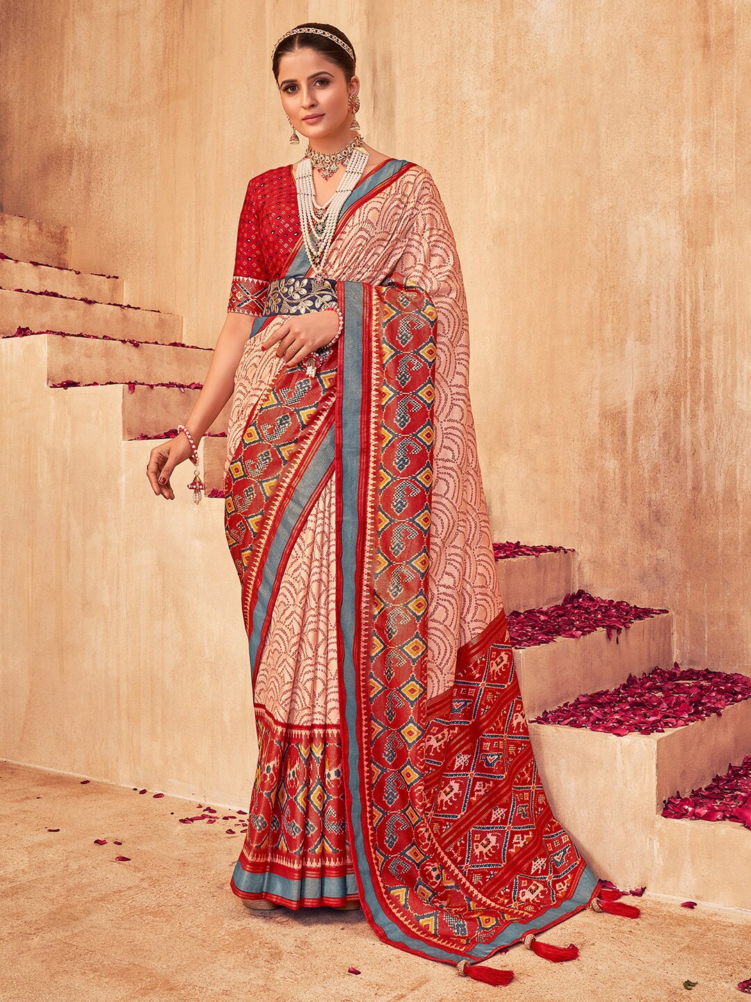 

Anouk Ethnic Motifs Woven Design Ikat Saree, Cream