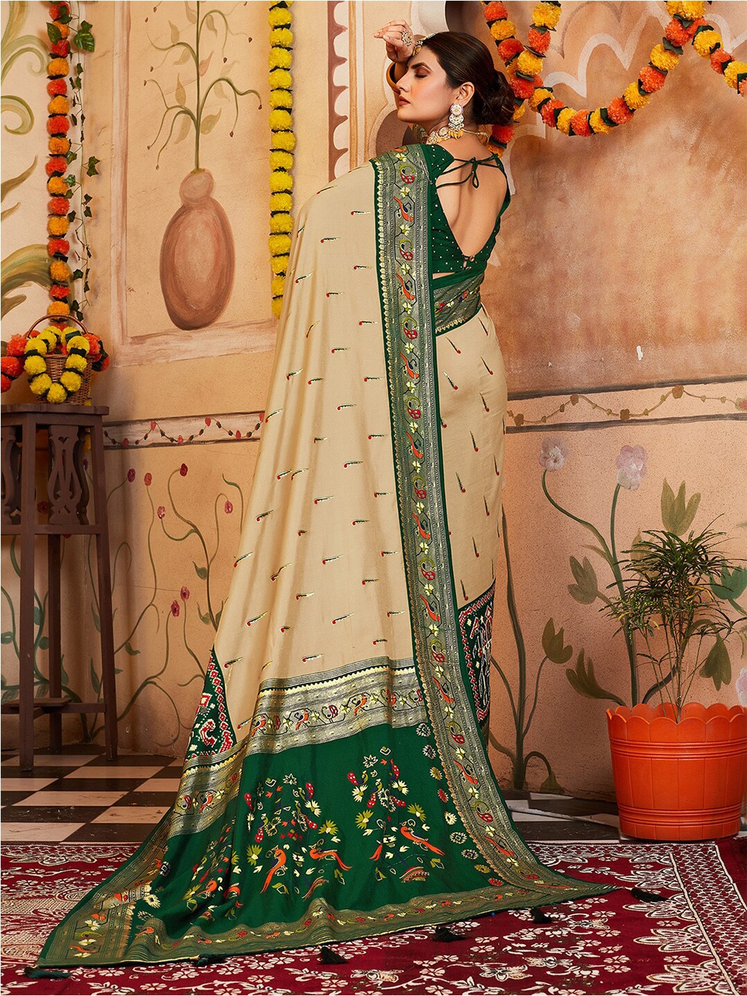 

Anouk Ethnic Motifs Printed Zari Patola Saree, Cream