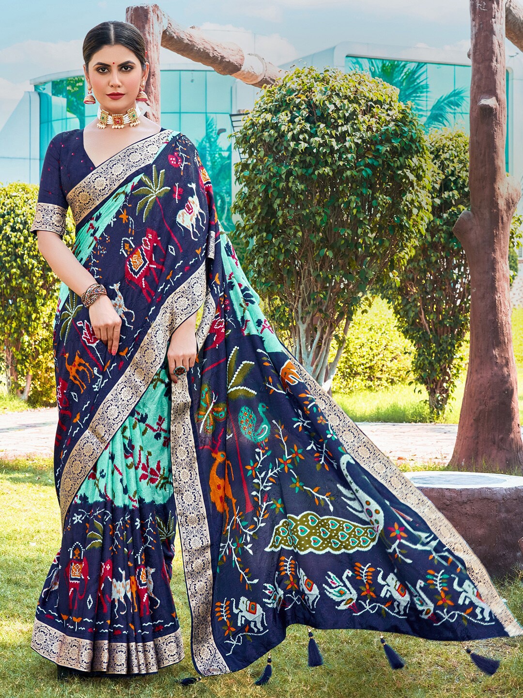 

Anouk Ethnic Motifs Woven Design Zari Pochampally Saree, Sea green
