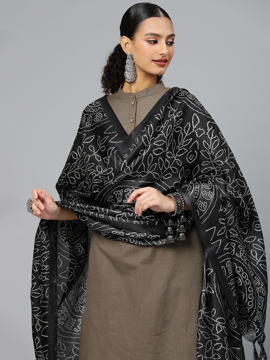 

Rani Saahiba Bandhani Printed Art Silk Dupatta, Black