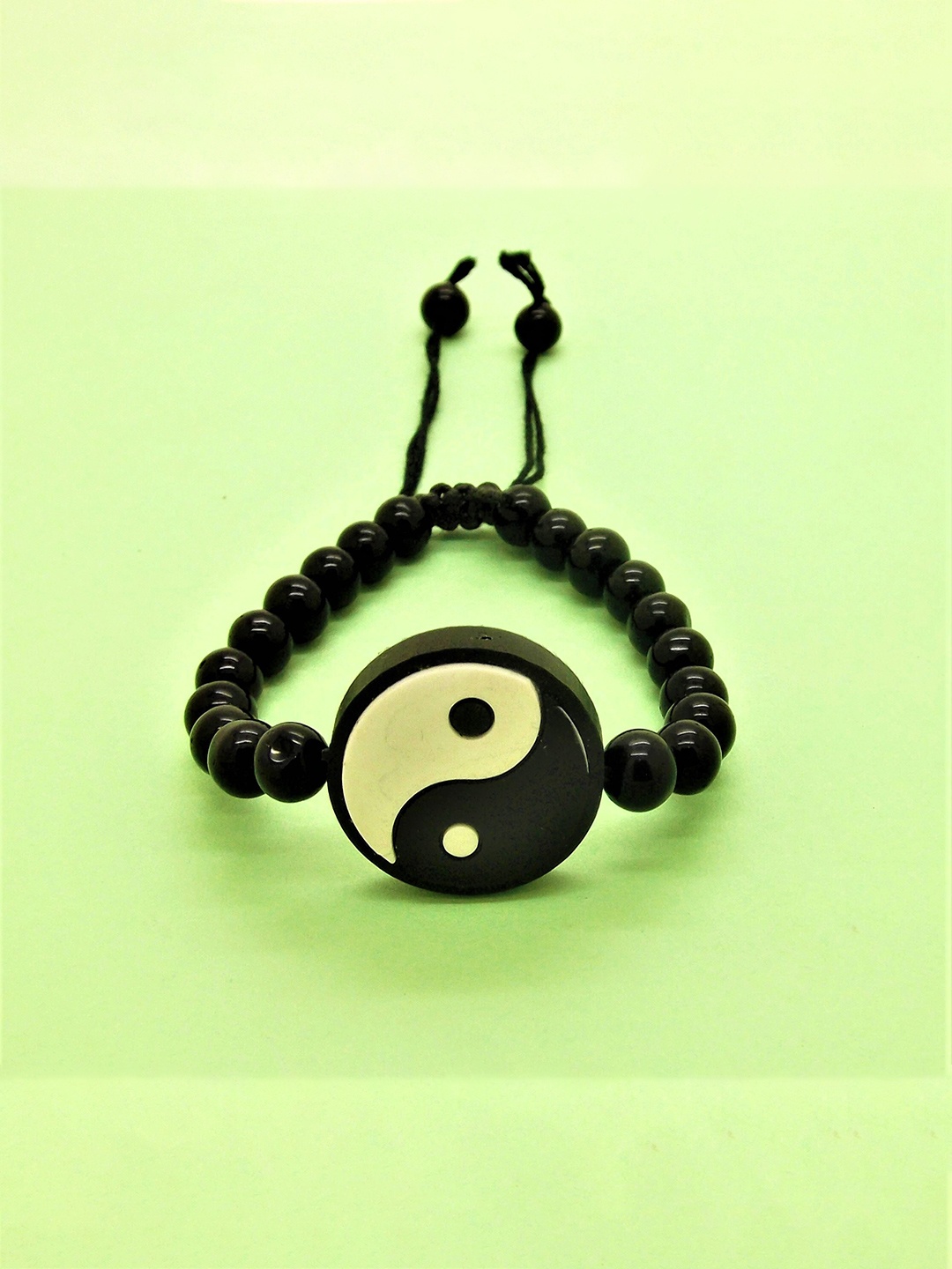 

FEMMIBELLA Beaded Yin and Yang Charm Bracelet, Black