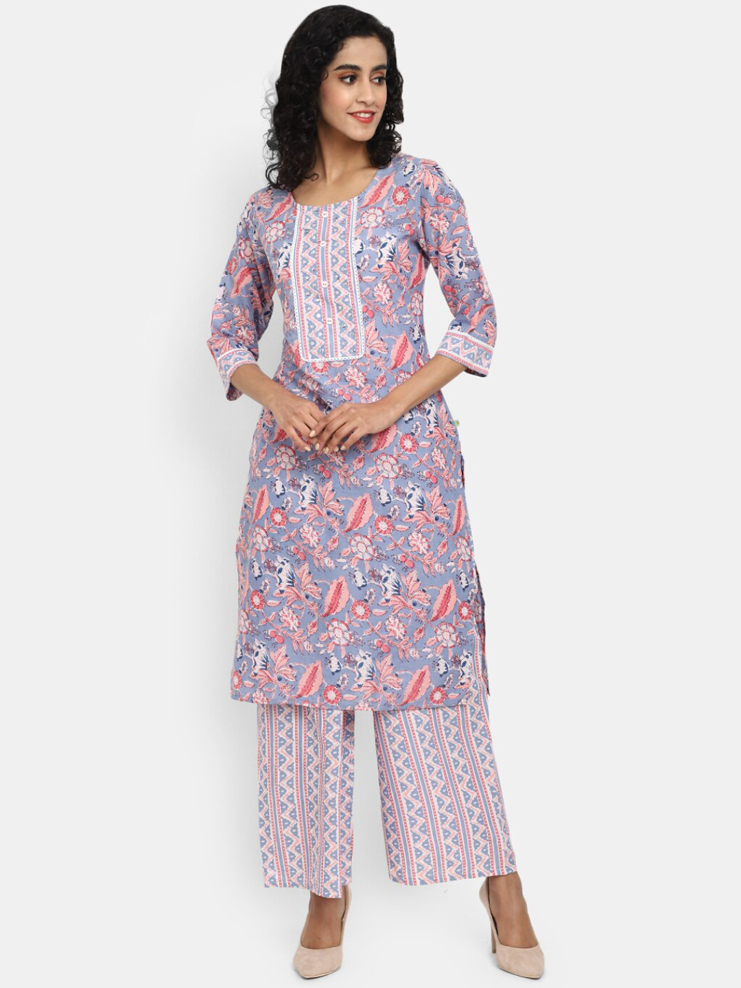 

V-Mart Floral Printed Sequinned Kurta with Palazzos, Blue