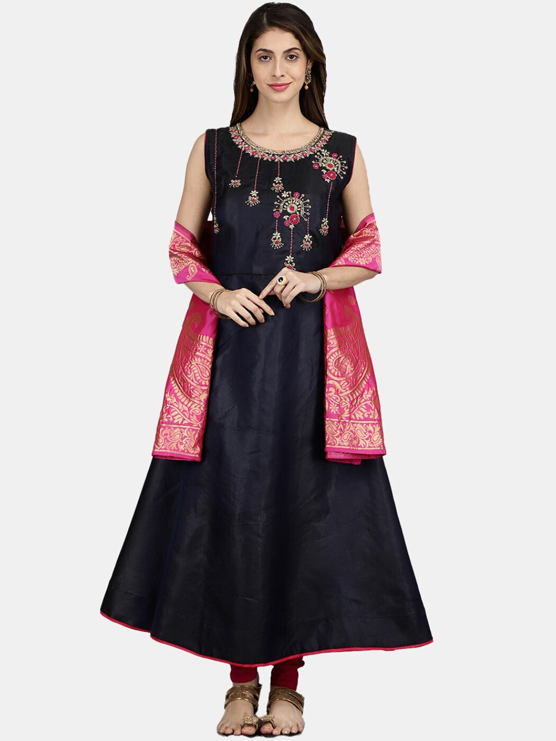 

V-Mart Floral Embroidered Thread Work Pure Cotton Kurta with Churidar & Dupatta, Navy blue