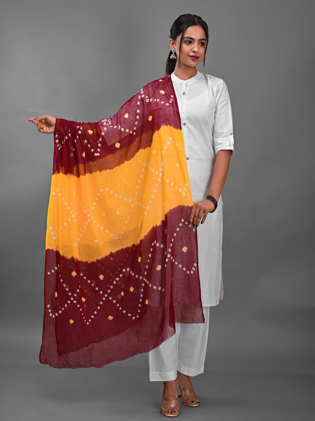 

Apratim Printed Bandhani Cotton Dupatta, Maroon