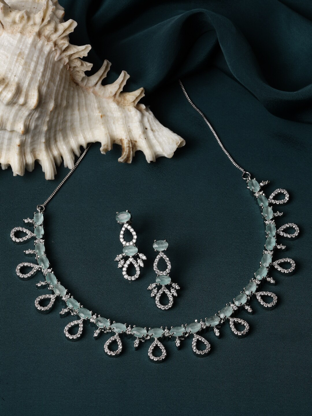 

ZENEME Rhodium-Plated AD-Studded Jewellery Set, Silver