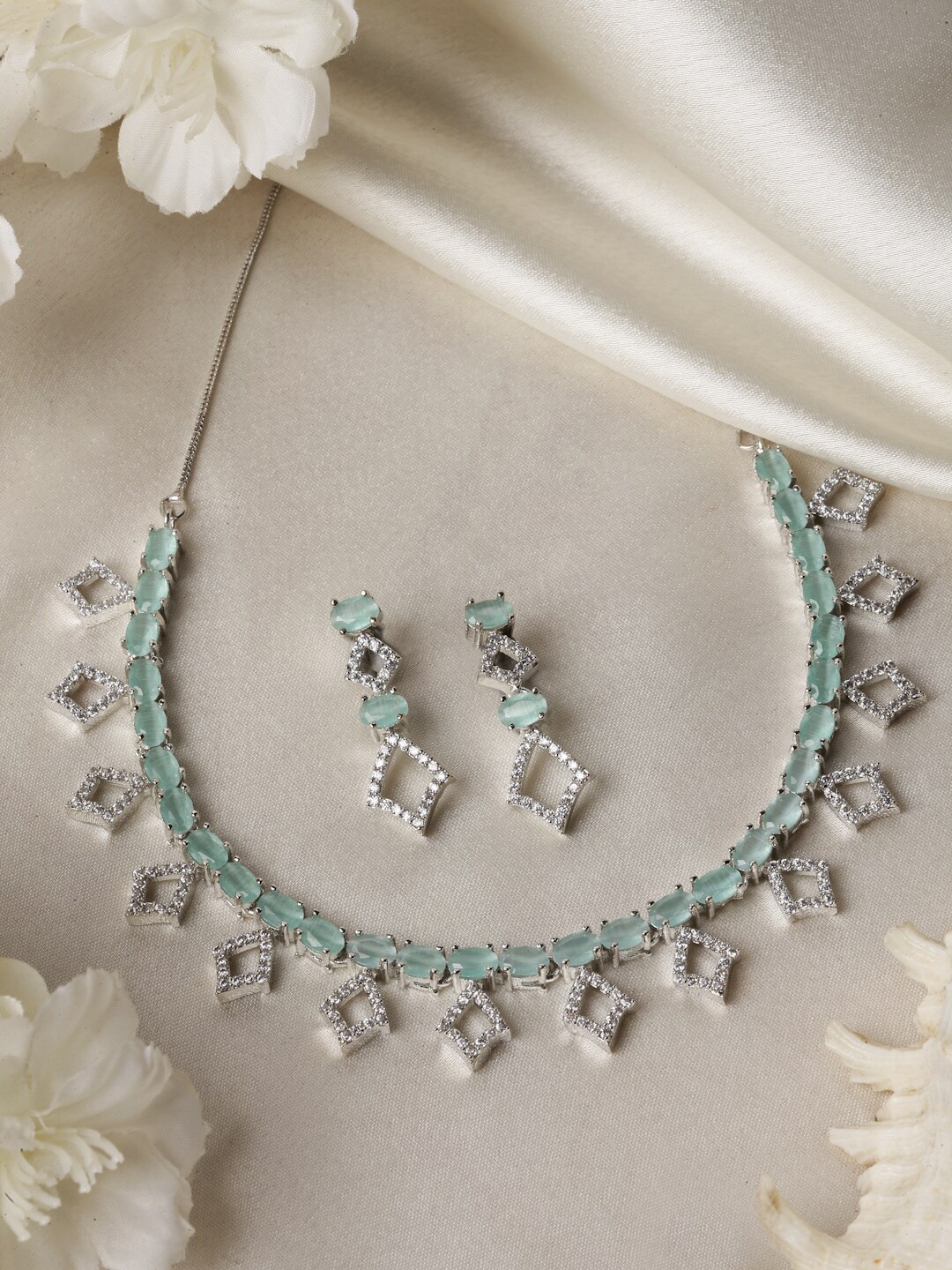 

ZENEME Rhodium-Plated AD-Studded Jewellery Set, Silver