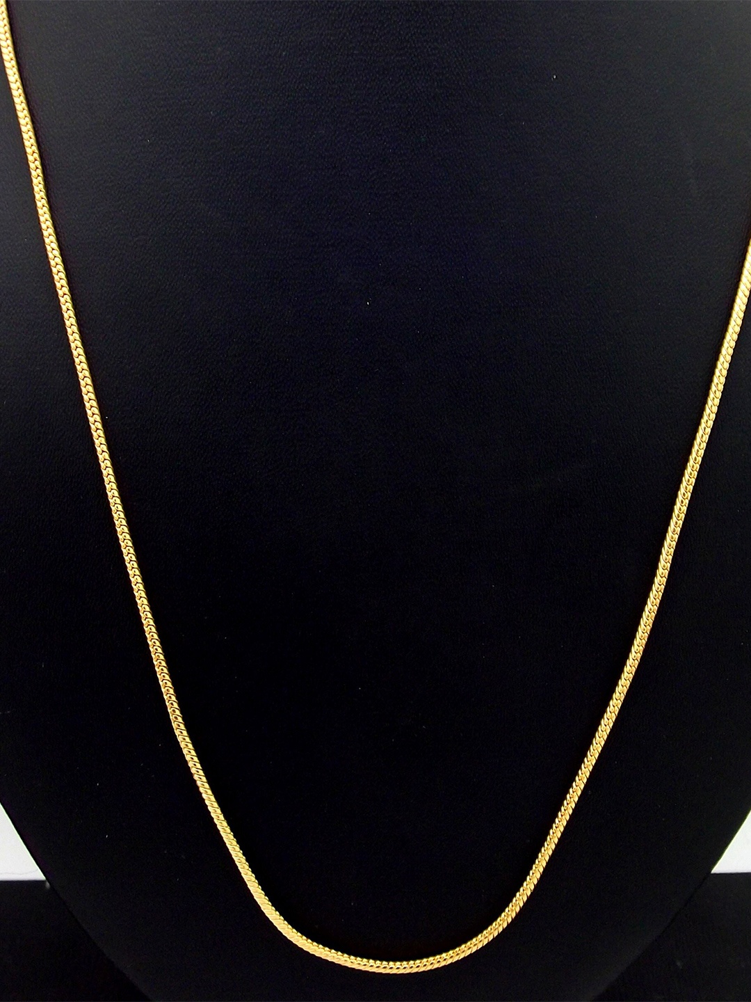 

FEMMIBELLA Men Gold-Plated Box Chain