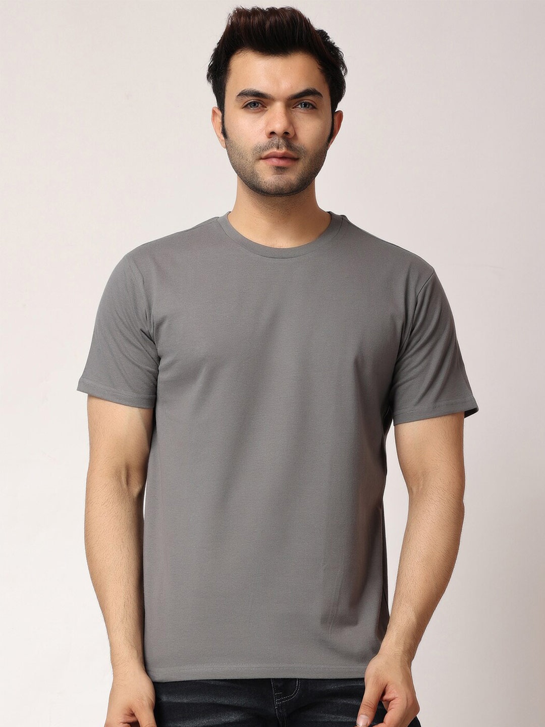 

The Label Bar Men Cotton Round Neck T-shirt, Grey