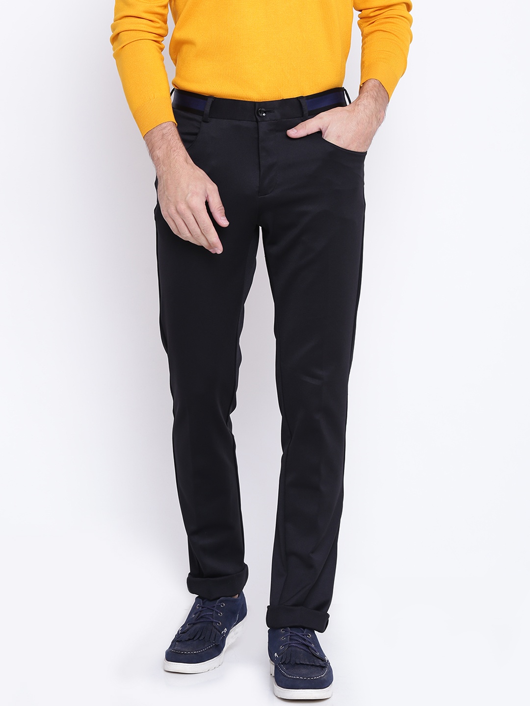 

Blackberrys Men Black Solid B-95 Regular Fit Trousers