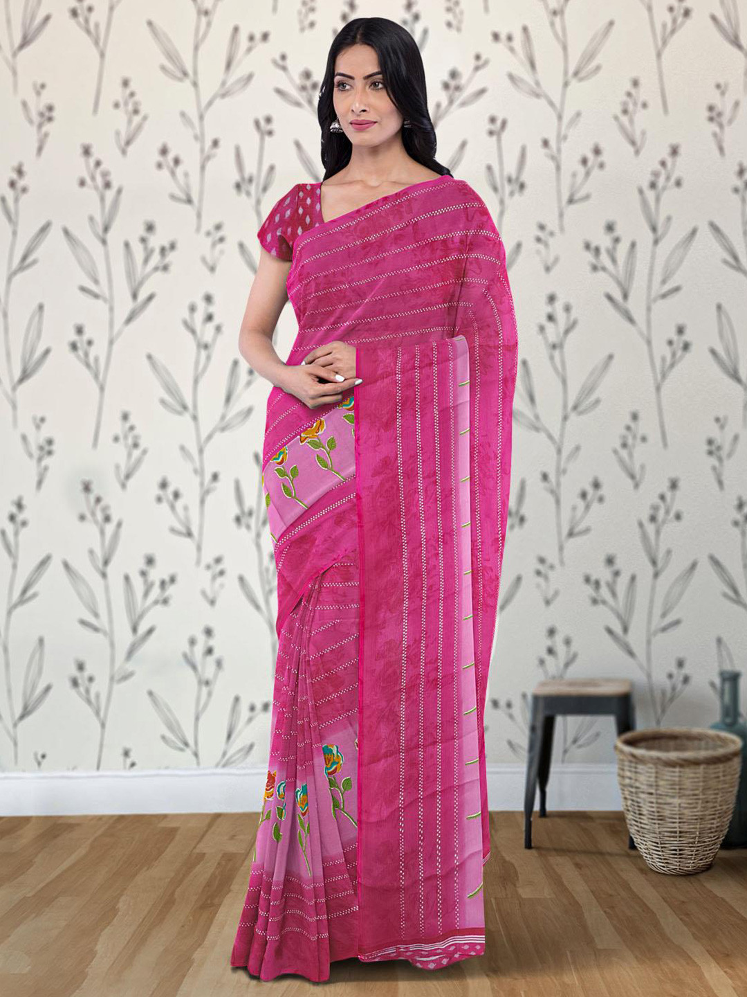 

Kalamandir Floral Printed Saree, Pink