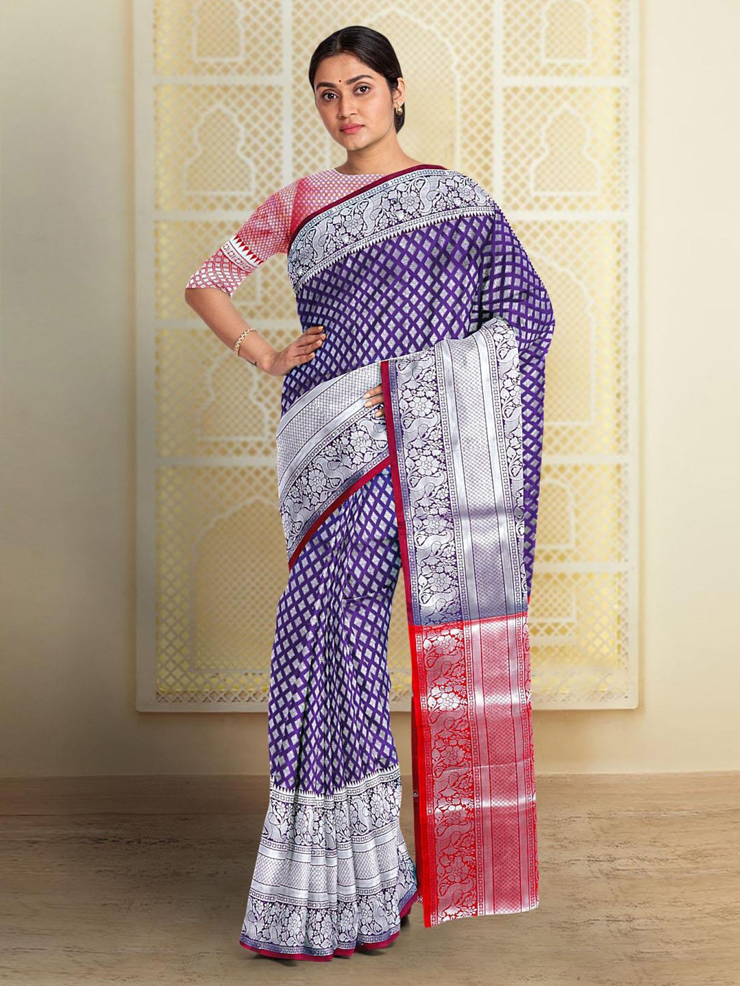 

Kalamandir Ethnic Motif Silk Blend Zari Saree With Blouse Piece, Violet