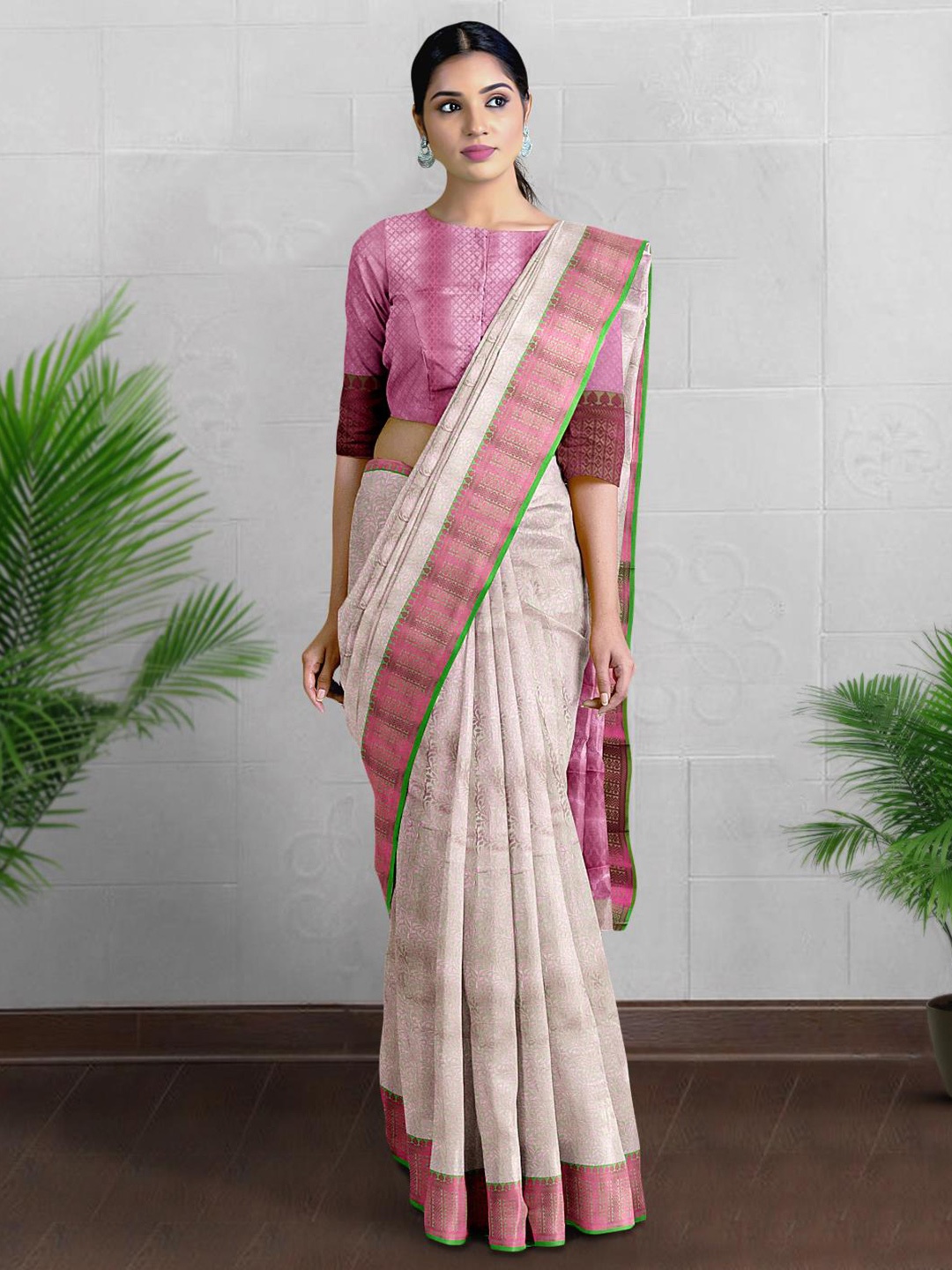 

Kalamandir Floral Silk Blend Zari Saree With Blouse Piece, Lime green