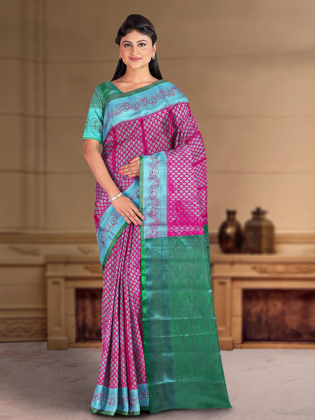 

Kalamandir Ethnic Woven Design Zari Saree, Pink