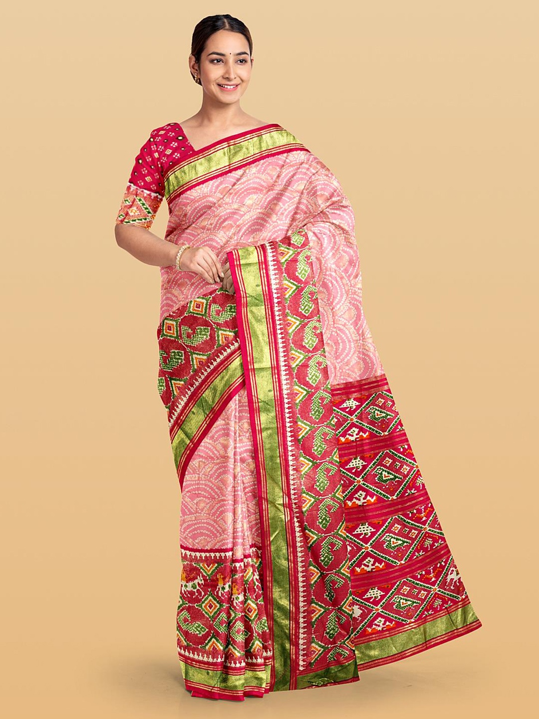 

Kalamandir Ethinic Motifs Printed Zari Saree, Pink