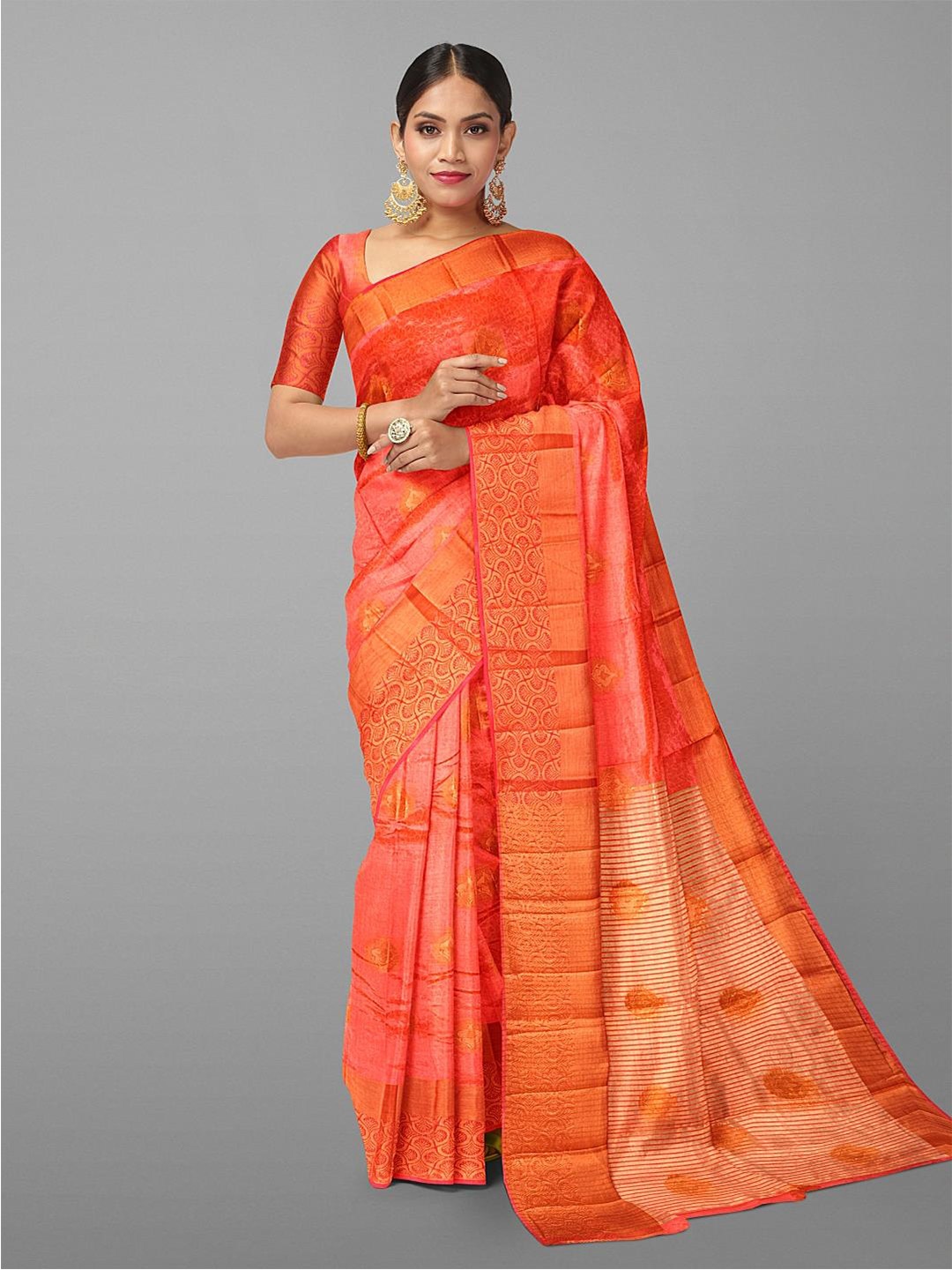 

Kalamandir Ethnic Woven Design Zari Tissue Saree, Peach