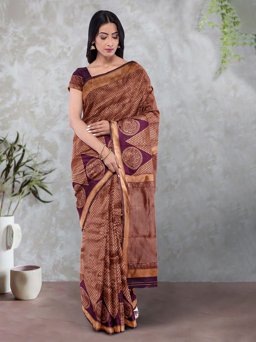 

Kalamandir Ethnic Motif Silk Blend Zari Saree With Blouse Piece, Purple