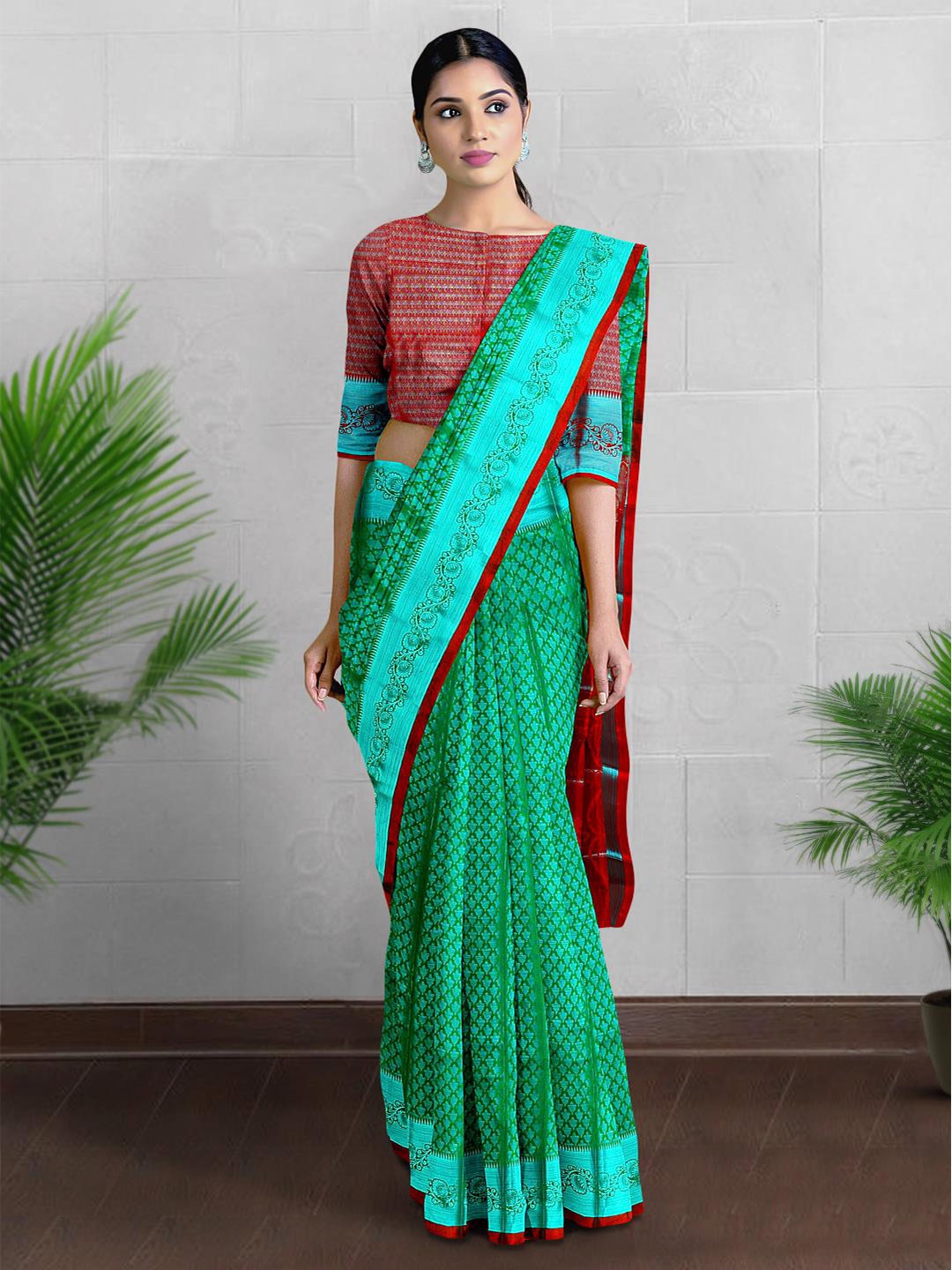 

Kalamandir Woven Design Zari Saree, Green