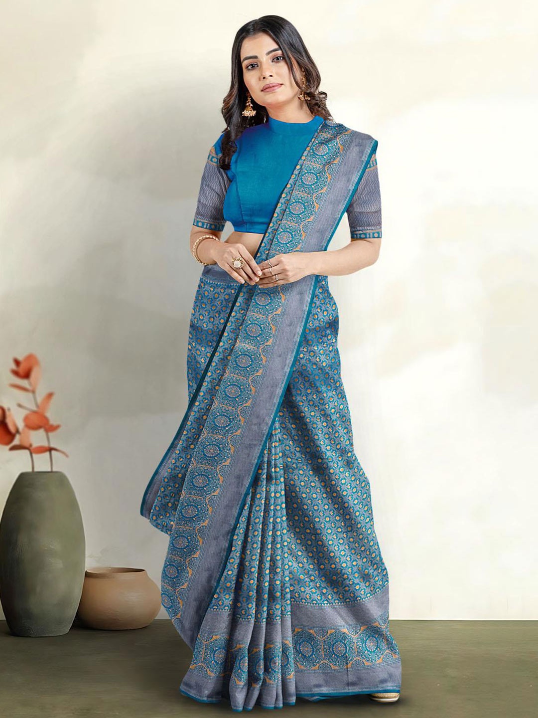 

Kalamandir Ethnic Motifs Woven Design Zari Saree, Navy blue