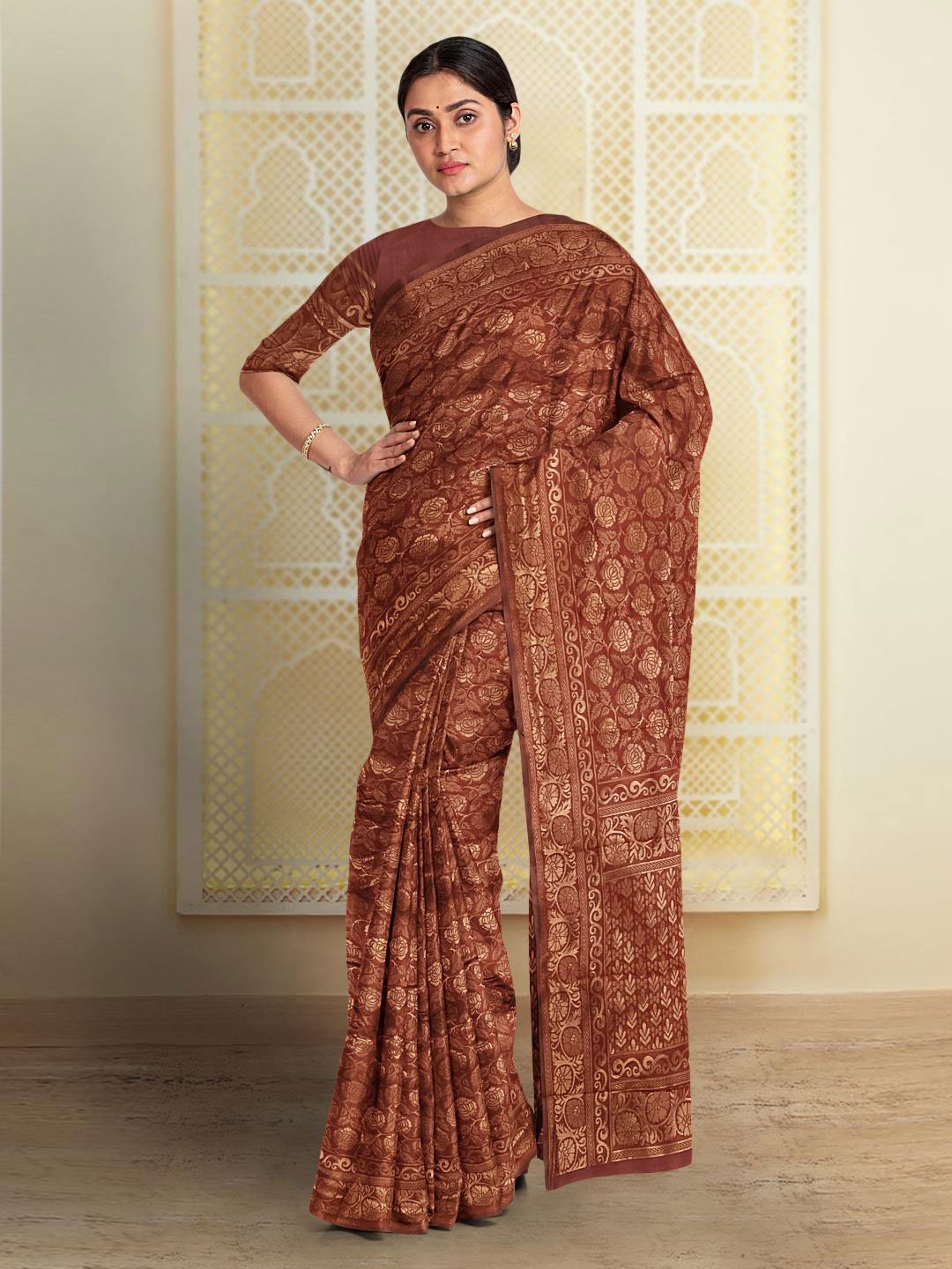 

Kalamandir Floral Woven Design Zari Saree, Maroon