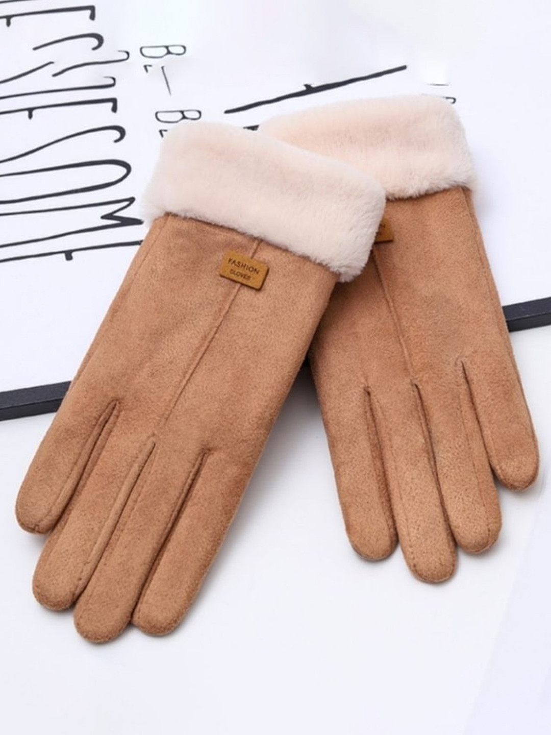 

Alexvyan Set Of 2 Soft Wrist Gloves With Mobile Screen Touch, Brown