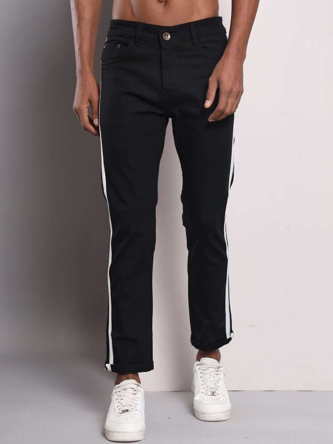 

UNITED DENIM Men Slim Fit Stretchable Jeans, Black