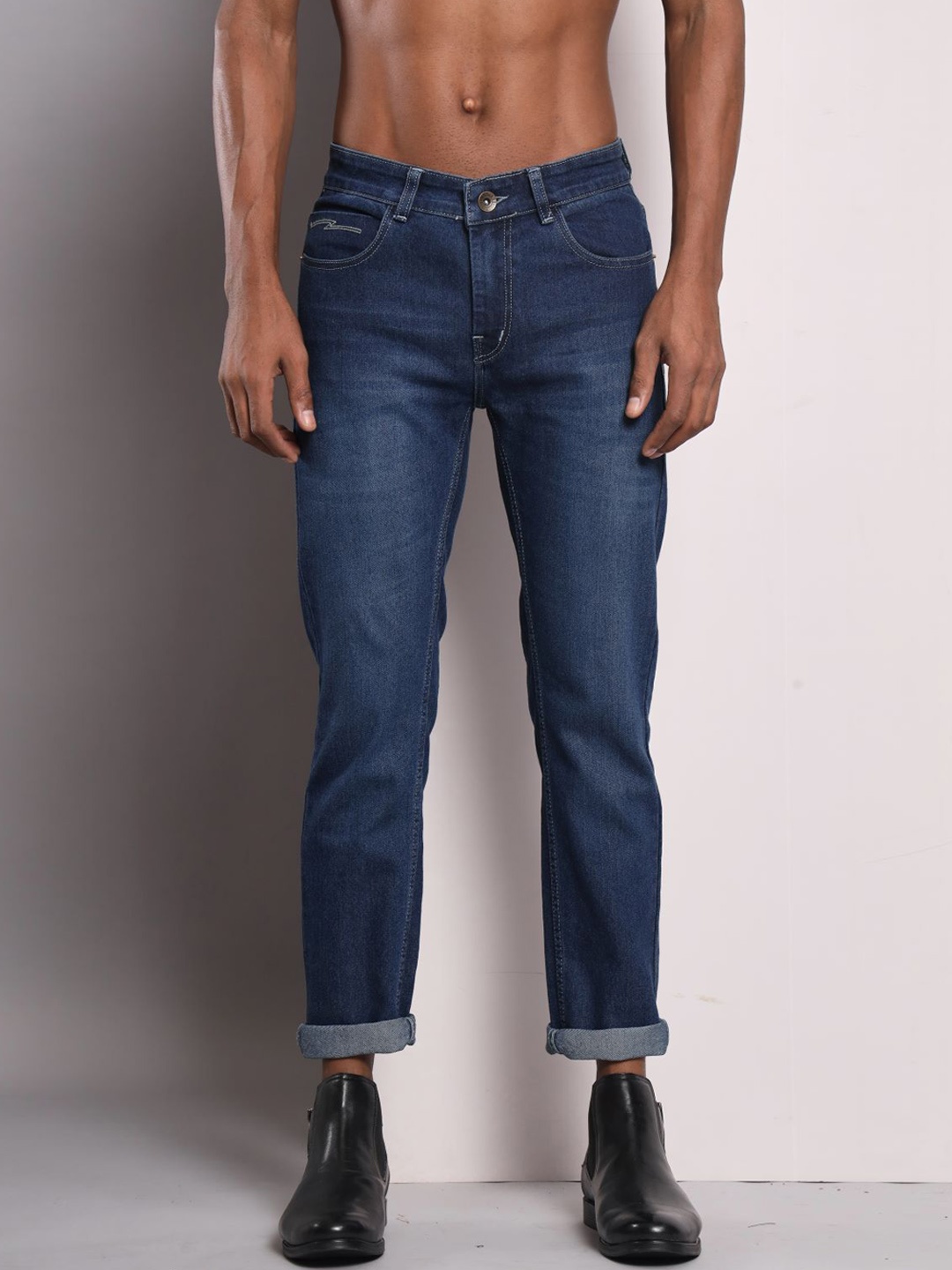 

UNITED DENIM Men Slim Fit Light Fade Stretchable Jeans, Blue