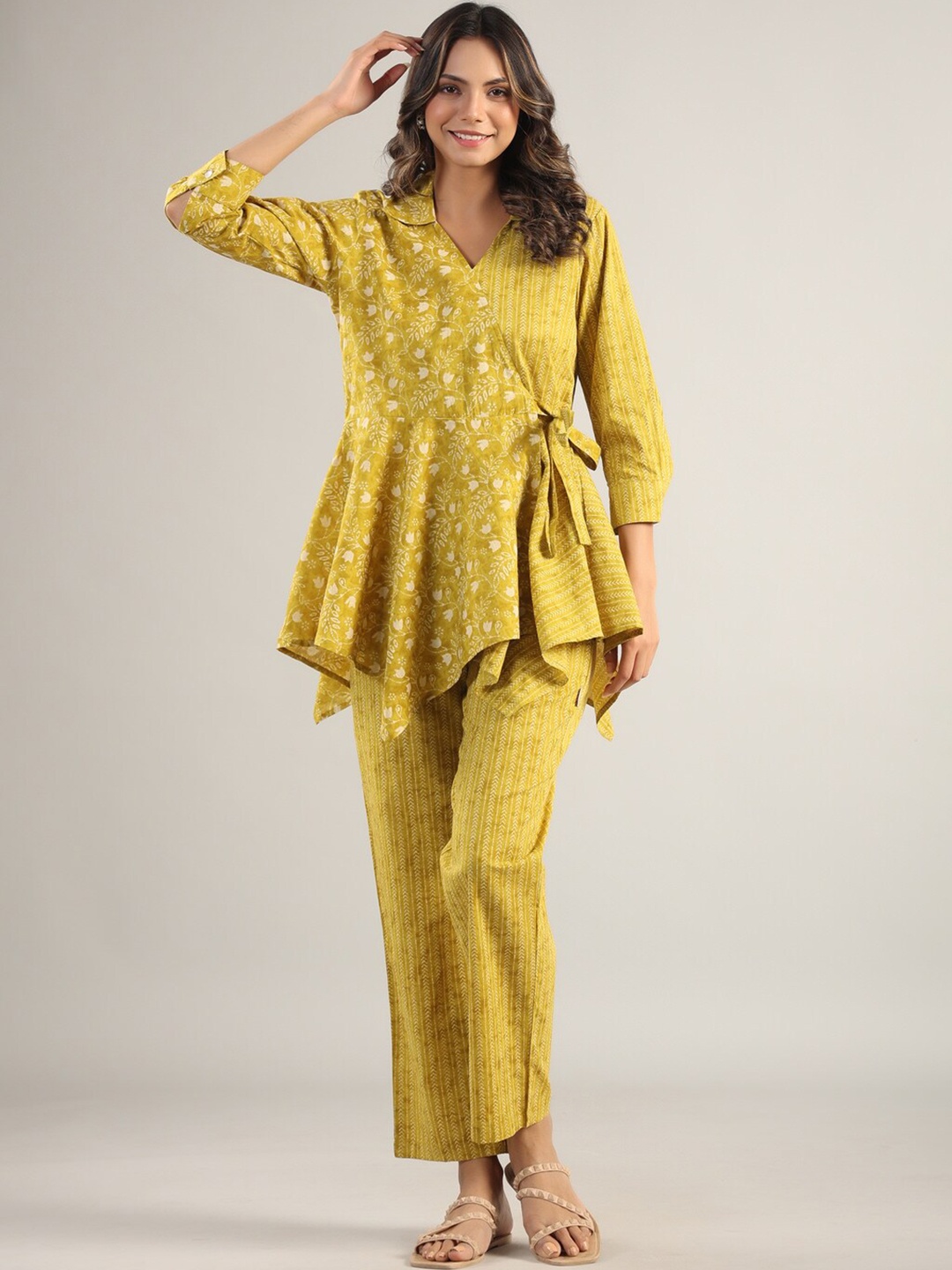 

JISORA Mustard Yellow & White Ethnic Motifs Printed Pure Cotton Top With Trousers