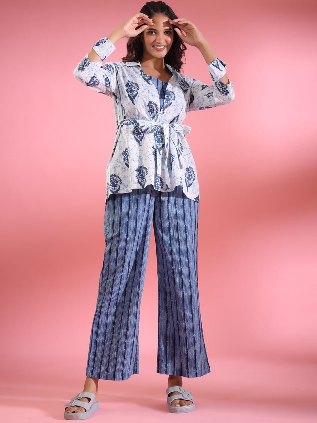 

JISORA Blue & White 3 Pieces Ethnic Motifs Printed Pure Cotton Night Suit
