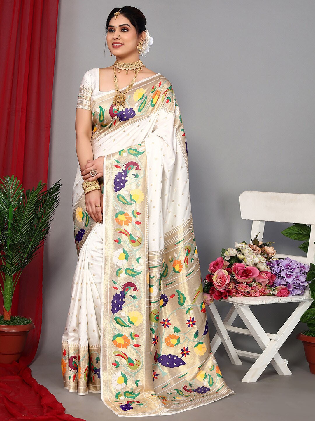 

Satrani White & Gold-Toned Ethnic Motifs Woven Design Zari Paithani Saree