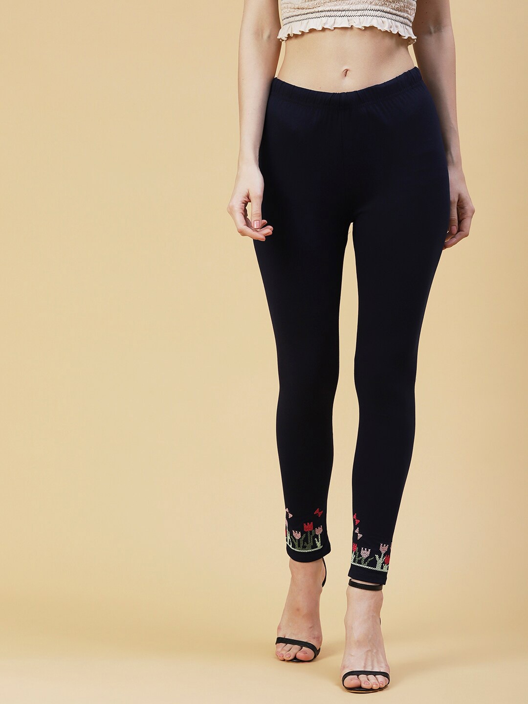 

FASHOR Navy Blue Leggings With Embroidered
