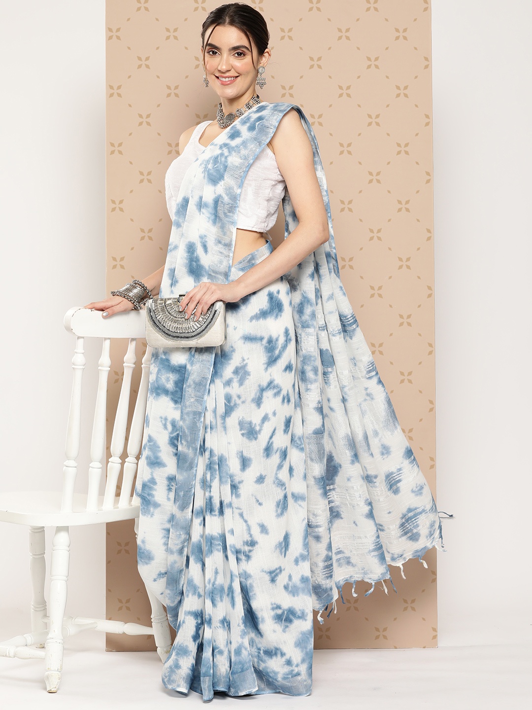 

Yufta Tie & Dye Linen Cotton Saree, Blue