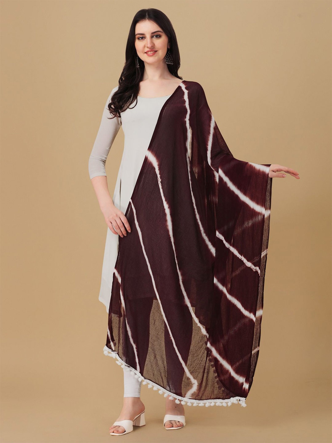 

Nimidiya Leheriya Dyed Dupatta, Brown