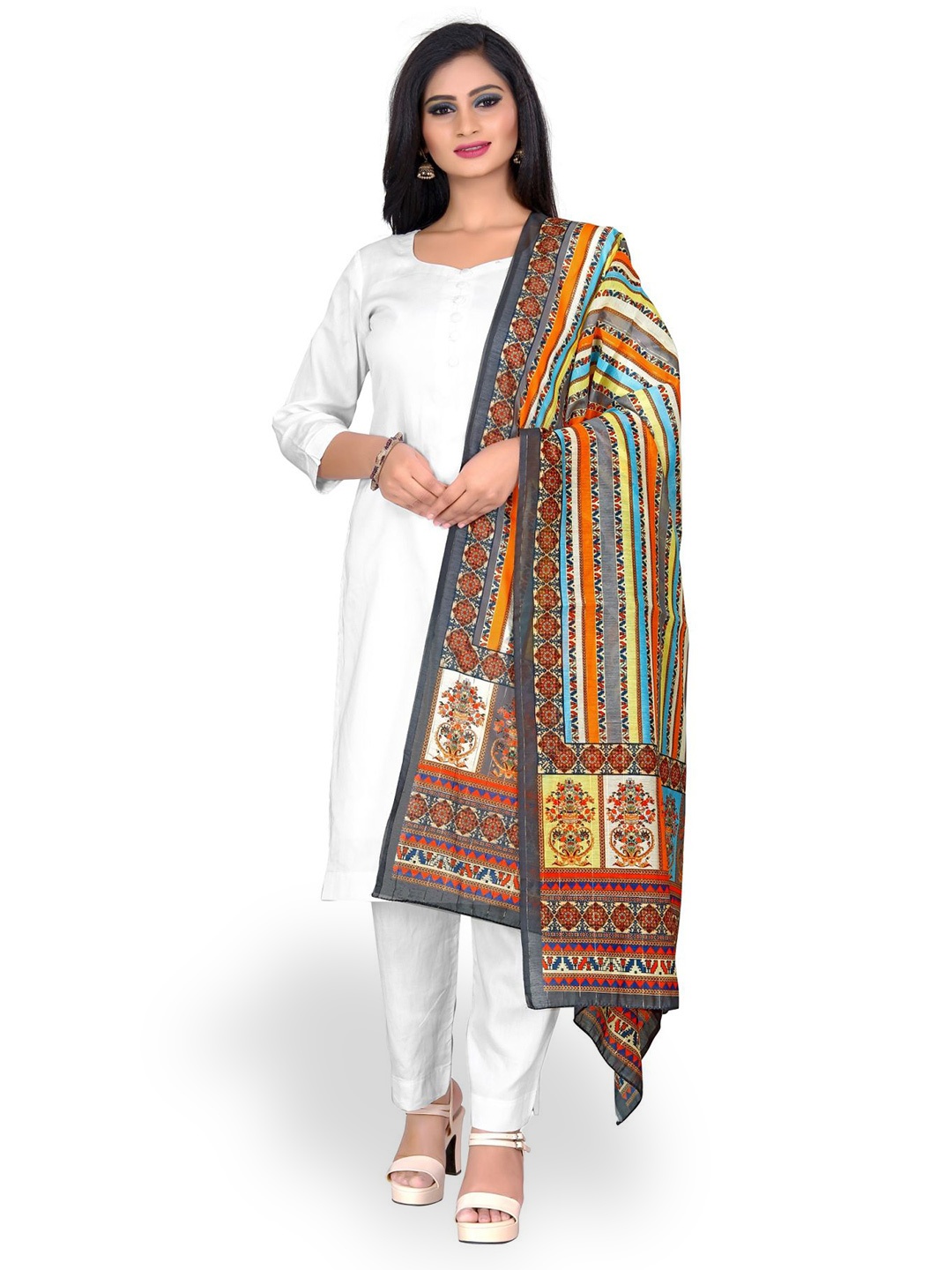 

Nimidiya Ethnic Motifs Printed Cotton Dupatta, Grey